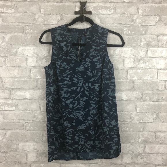 Banana Republic Sleeveless Blouse XS - Picture 1 of 4